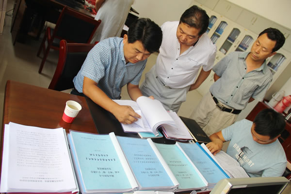 市交通運(yùn)輸局黨組書記、局長馬潤同志對隴運(yùn)集團(tuán)公司全面從嚴(yán)治黨及黨風(fēng)廉政建設(shè)進(jìn)行專題調(diào)研