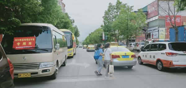 又是一年高考季，又到愛心送考時