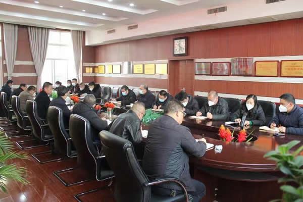 隴運集團(tuán)公司黨委召開理論中心組集中學(xué)習(xí)暨黨委(擴(kuò)大)會議